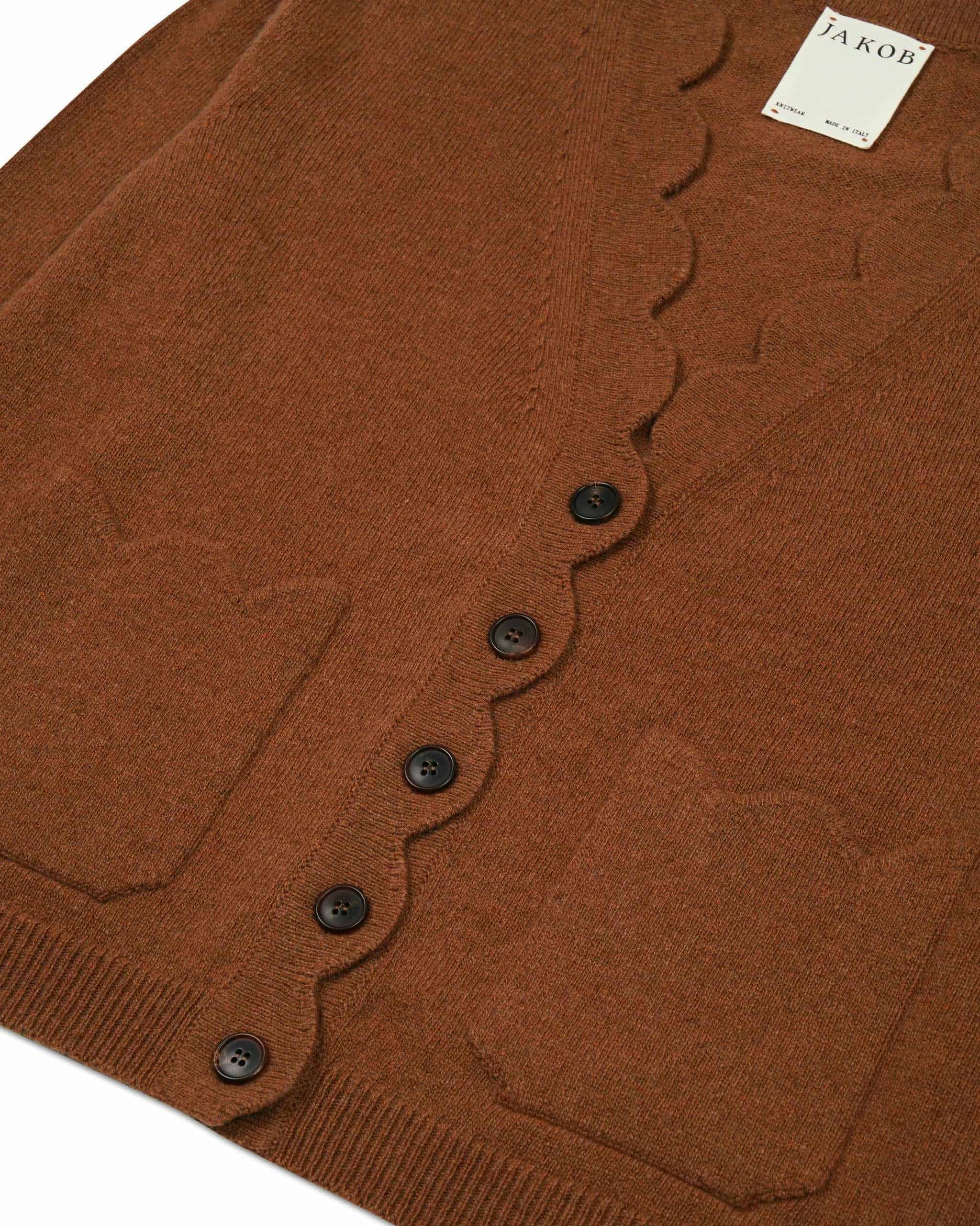 THE JAKOB HEIRLOOM CARDIGAN: RUM
