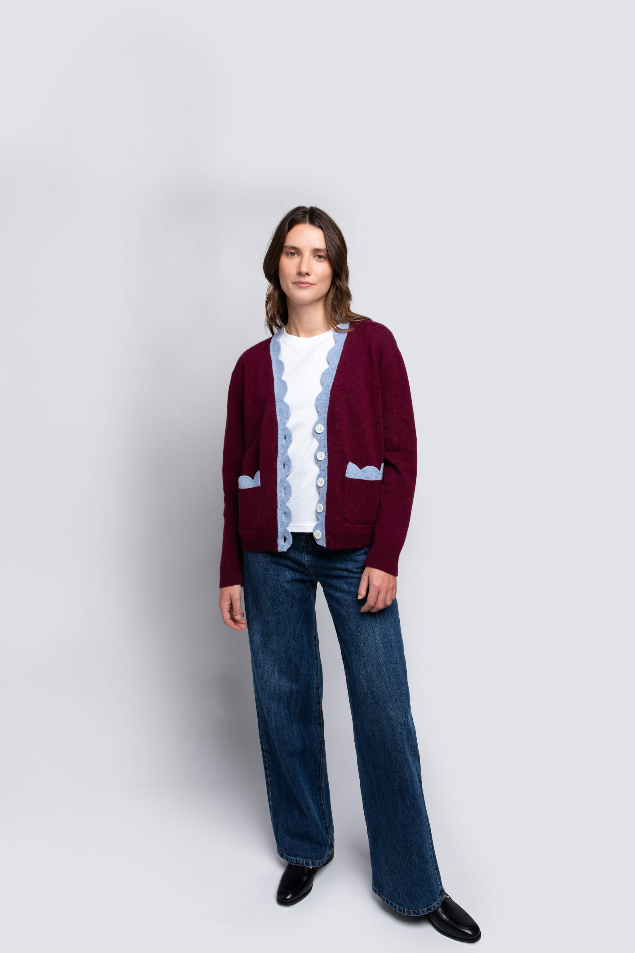 THE JAKOB HEIRLOOM CARDIGAN: BURGUNDY